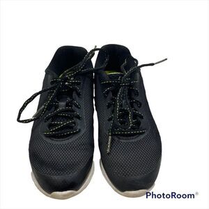 Boys Fila Black and Green Athletic Sneakers Boys‎ Size 3